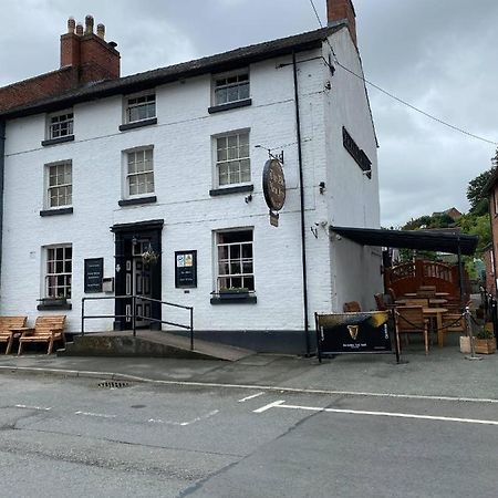 Old New Inn, Llanfyllin Eksteriør billede